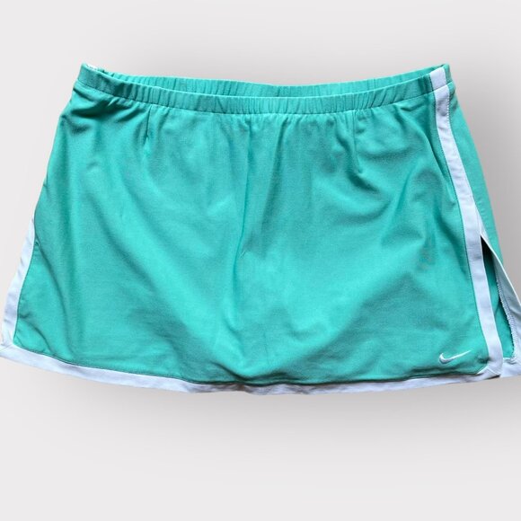 Nike Size M (8/10) Teal Green Blue Athletic Skort - Picture 1 of 6